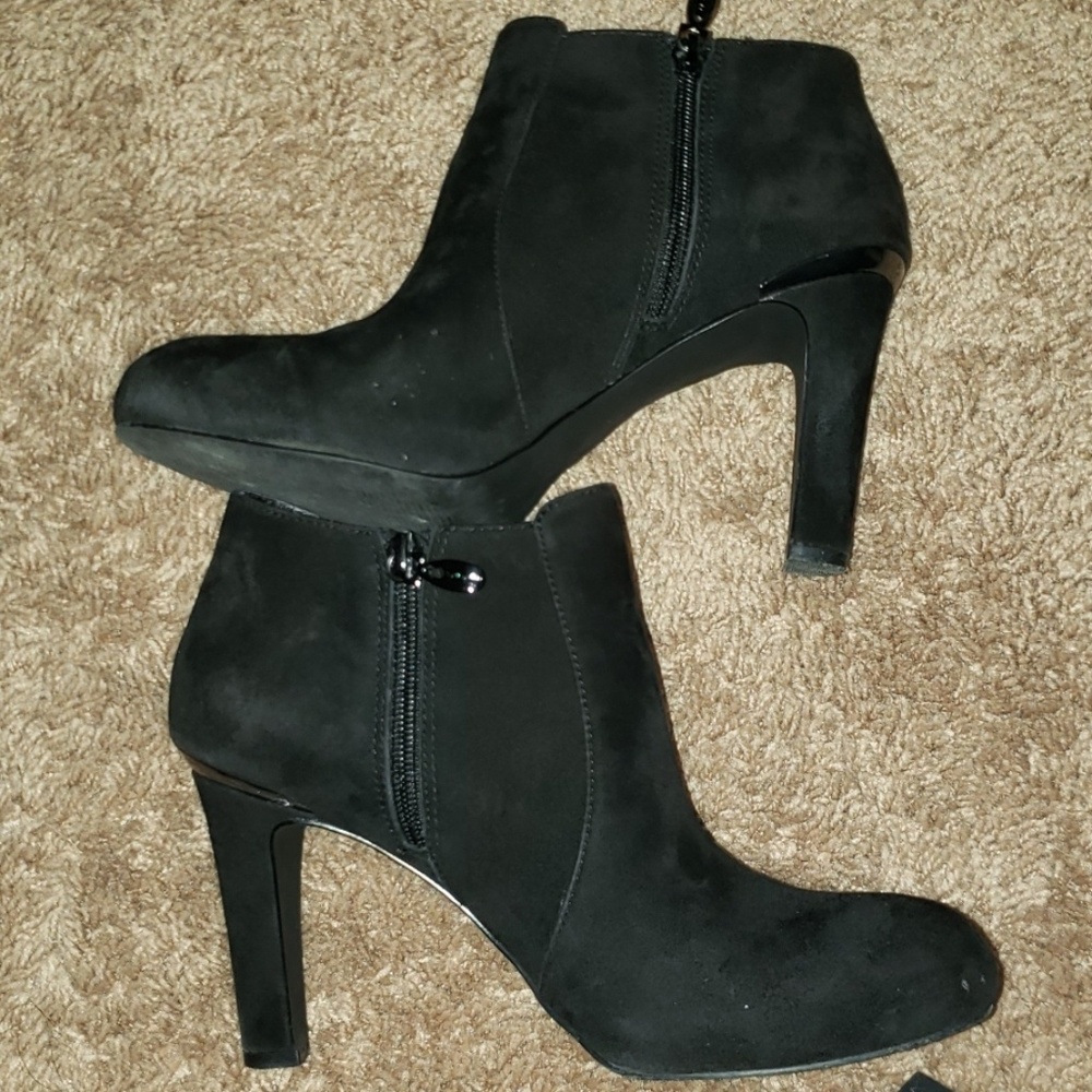Black Tahari Bootie